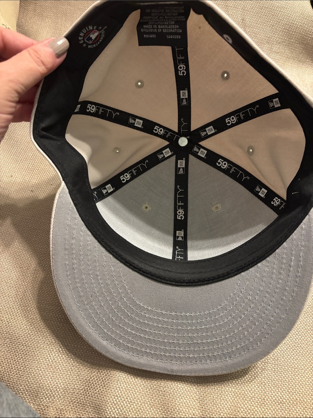 New Era 59Fifty NY Yankee Mama Embroidered Hat - Picture 5 of 8
